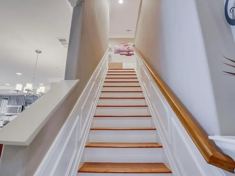 22057 Barrington Way — Photo 16