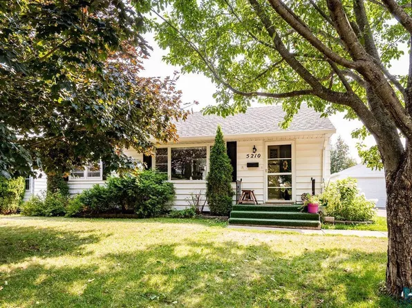 5210 Juniata St, Duluth, MN 55804
