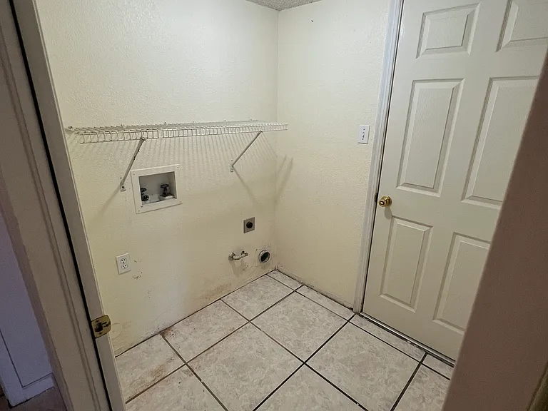 7753 Plaza Azul Rd — Photo 12