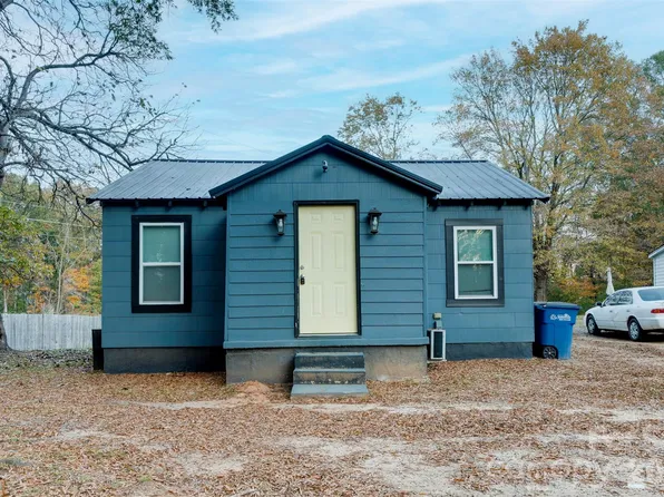 1327 11th St, Statesville, NC 28677