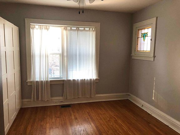 4th image of 1404 Woodland Dr APT 1N