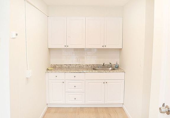 5th image of 57 W 16th St APT 2