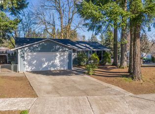 40005 Hall Ct, Sandy, OR 97055