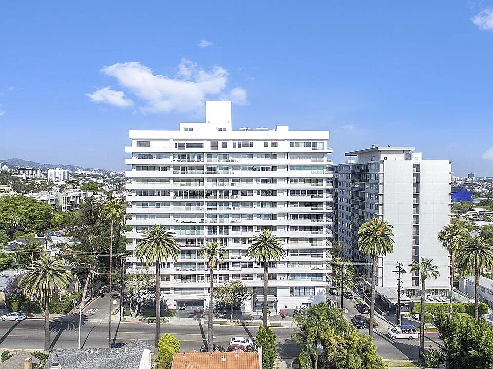 838 N Doheny Dr #1007