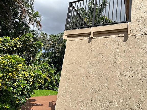 5th image of 1491 NW 105th Ave