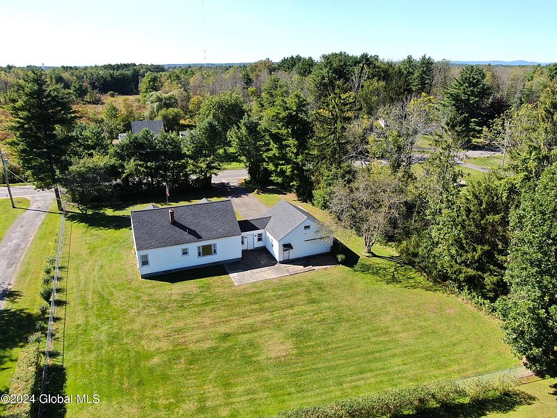 3rd image of 1183 Midline Road