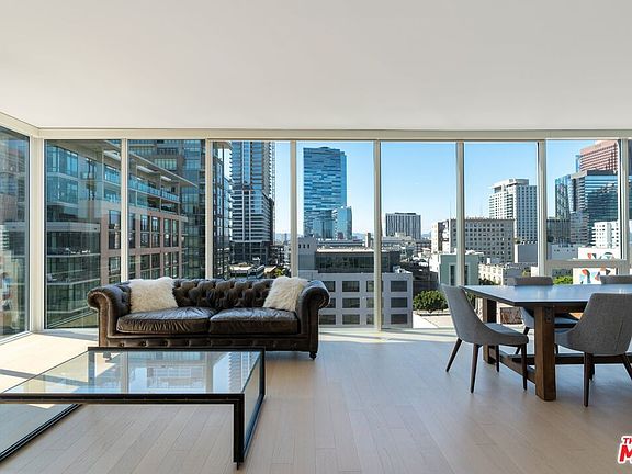 4th image of 1050 S Grand Ave Unit 1001