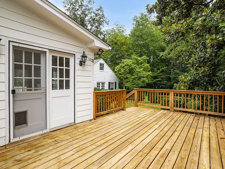 4205 Belvoir Dr — Photo 40
