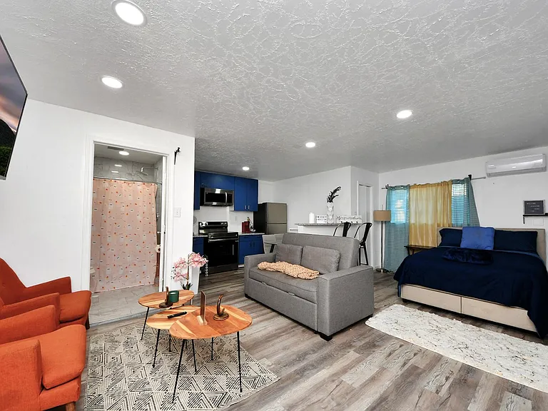 15715 Creekhaven Dr — Photo 22