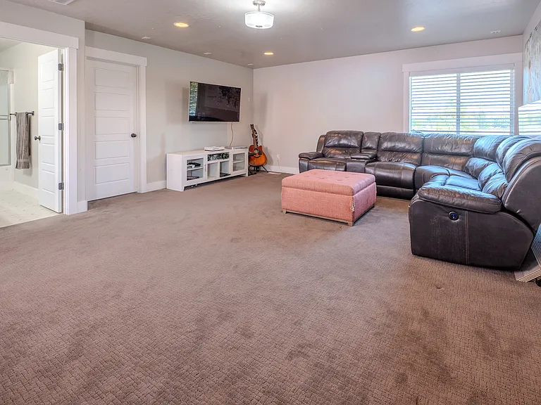 2082 S Woodsage Way — Photo 10