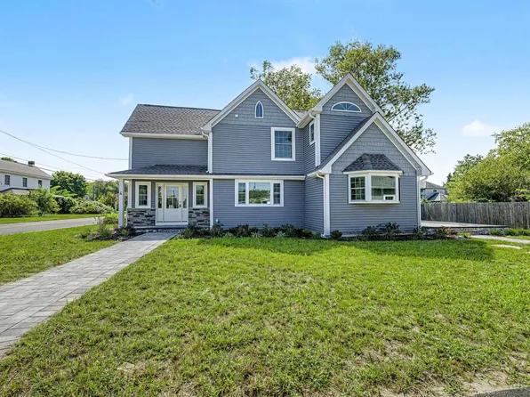 4 S Maple Ave, Tuckerton, NJ 08087