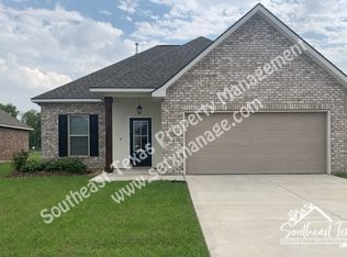 6735 Arbor Way, Orange, TX 77630