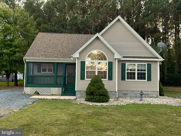 3710 Lauren Ct, Crisfield, MD 21817