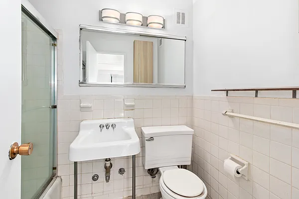 Sold by Douglas Elliman | media 8