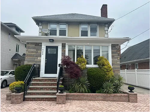 526 Beach 132nd St Photo 1