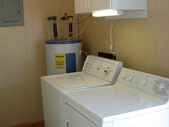 Washer & Dryer Included