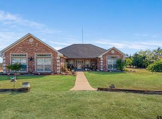 600 County Road 17050, Deport, TX 75435