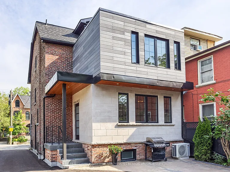 53 Pearson Ave #LOWER — Photo 1