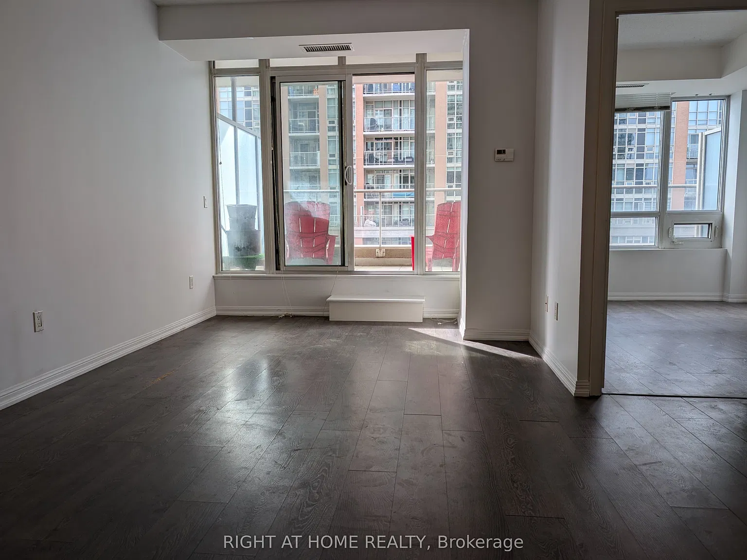 65 E Liberty St — Photo 3