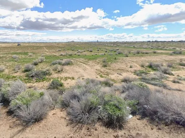 0 Howard St, Mojave, CA 93501