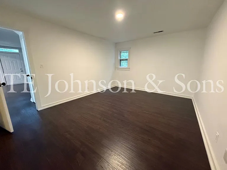 4309 Walnut Hollow Dr — Photo 12