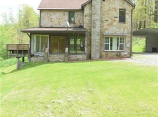 1857 Branchton Rd, Hilliards, PA 16040