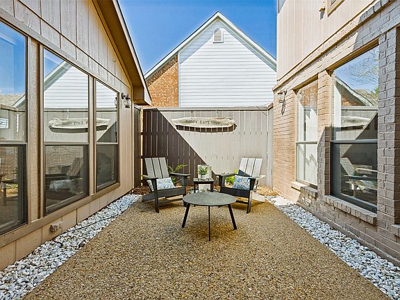 4th image of 5805 Sand Shell Ct