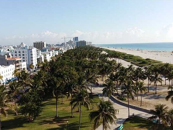 4th image of 465 Ocean Dr APT 1023