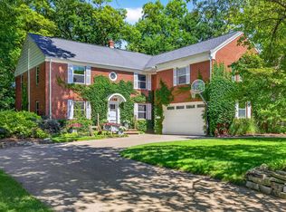 1146 E Pacific St, Appleton, WI 54911