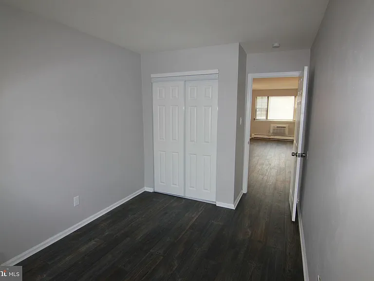 9 Thomas Rd #1 — Photo 5