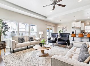 2035 E Oakcrest Dr, Meridian, ID 83646
