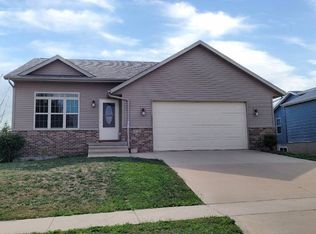 250 Grant Avenue Cir, Lisbon, IA 52253
