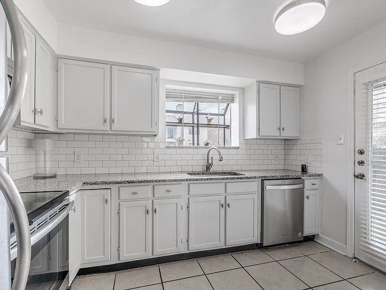 4748 Old Bent Tree Ln #201 — Photo 4