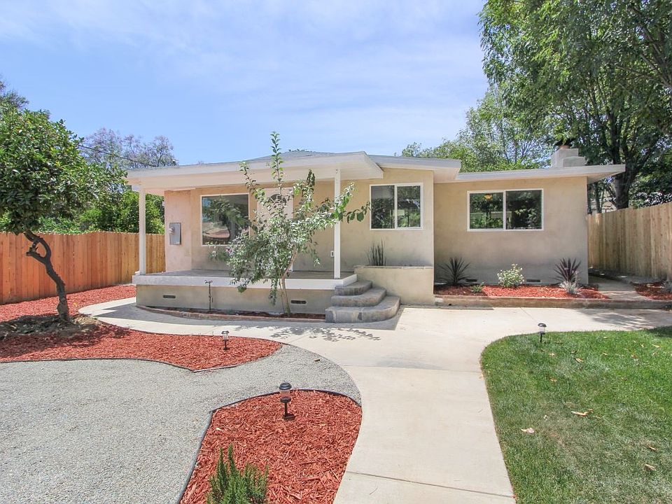1st image of 8272 Winter Gardens Blvd