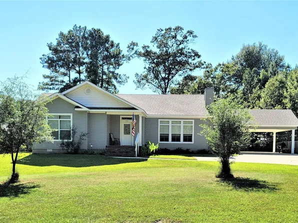 135 S Lakeshore Dr, Benton, LA 71006