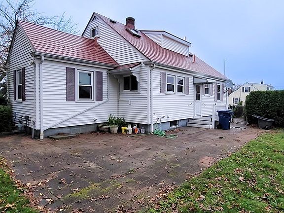 2nd image of 226 Matthew St