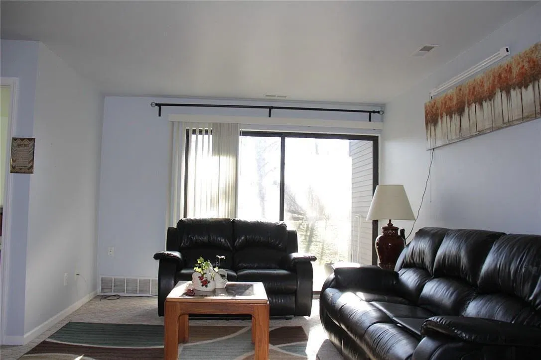 2 bed, 2.0 bath, 1028 sqft, $1,450 — Photo 4