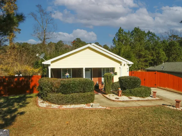 6980 Satterlee Woods Ln, Austell, GA 30168