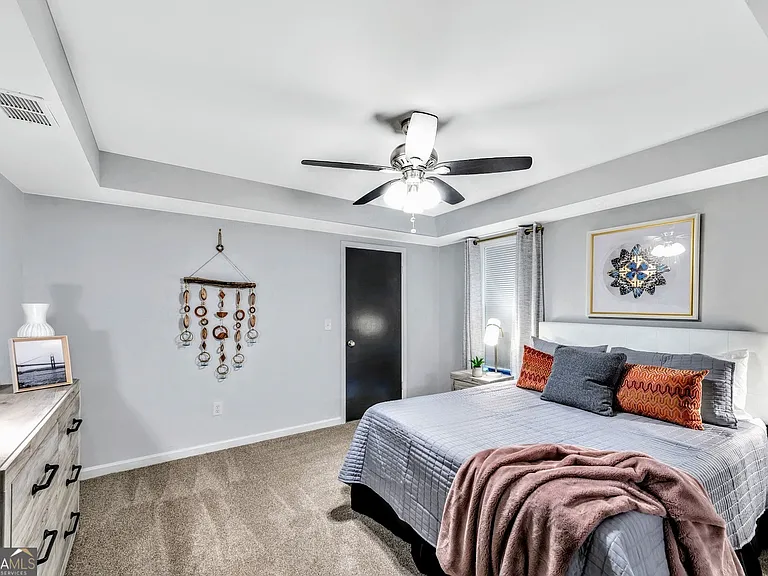 3870 Northpoint Dr — Photo 21