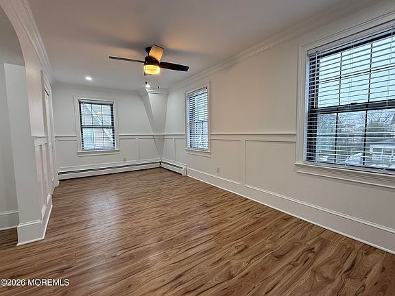 5th image of 304 Lareine Ave Floor 2