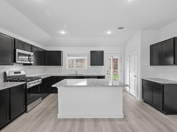 2nd image of 1561 Forge Pond Ln