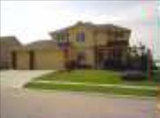 21301 Hampton Dr, Gretna, NE 68028
