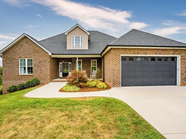1151 Glenbrooke Dr, Lynchburg, VA 24503