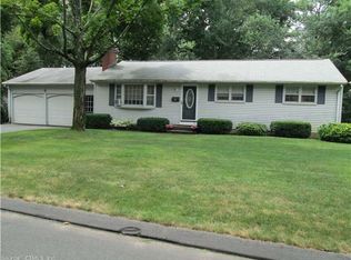 5 Barrett Rd, Enfield, CT 06082