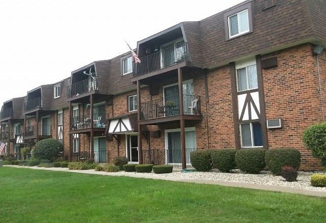 1st image of 9817 S Cicero Ave #4E