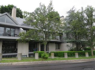 4 Front St #E, New Haven, CT 06513