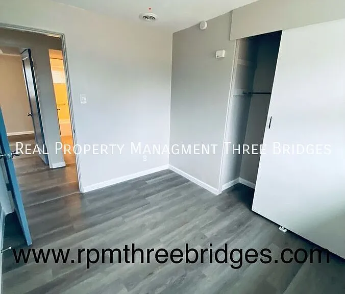 28 Redwood Dr — Photo 18