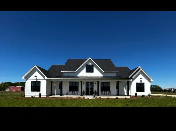 2131 State Highway 134 E, Headland, AL 36345