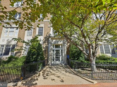 1621 T St NW APT 206, Washington, DC, 20009