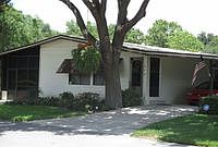 1st image of 870 Hyde Park Cir